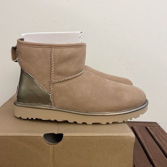 UGG Classic Mini Shine Boots Brown/Metallic USA Women Size 7/UK 5/EU 38 - Picture 10 of 15